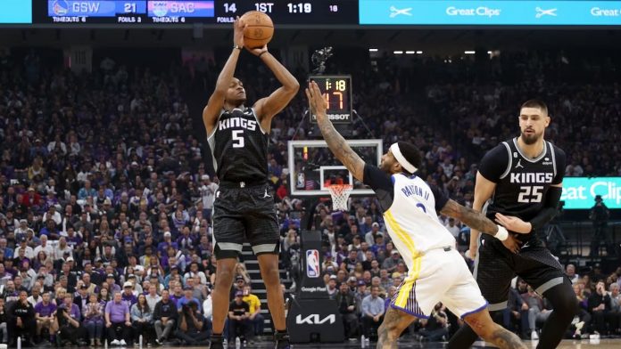 De'Aaron Fox propels the Kings over the Warriors to take a 2-0 series lead.