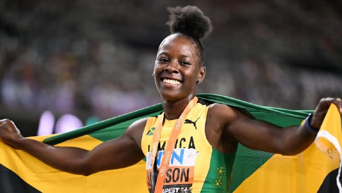 With a stunning run, Shericka Jackson retains the women's 200m world title