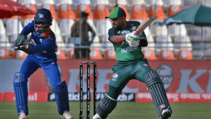 Babar Azam surpasses Virat Kohli in the elite list after setting a huge Asia Cup record