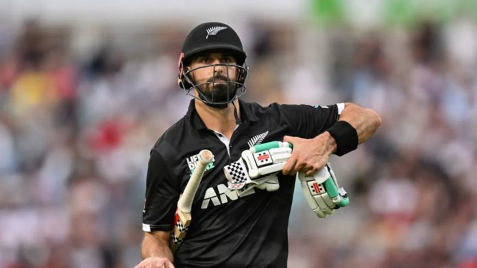 Before the 2023 World Cup, New Zealand's Daryl Mitchell and Tim Southee suffer an injury scare