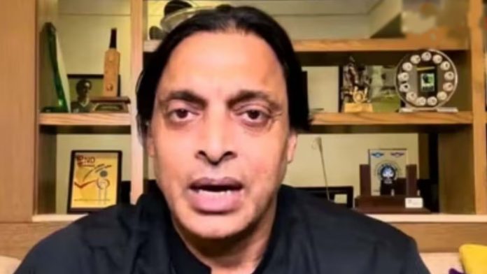 Shoaib Akhtar Responds to Abdul Razzaq's Go viral 