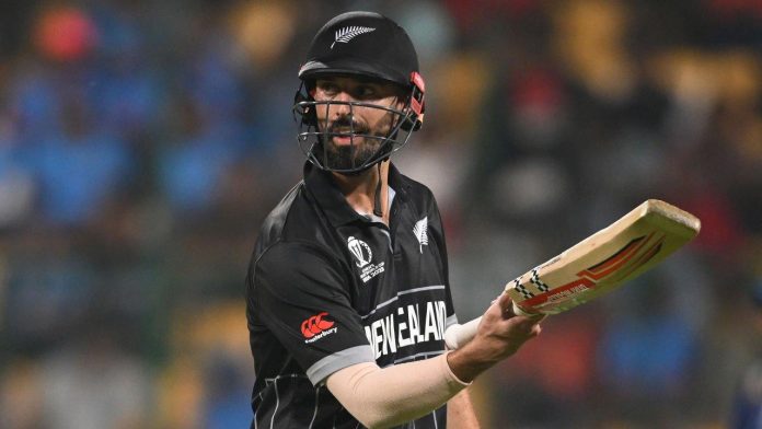 Trent Boult's 3-wicket haul was crucial as New Zealand defeats Sri Lanka by 5 wickets.