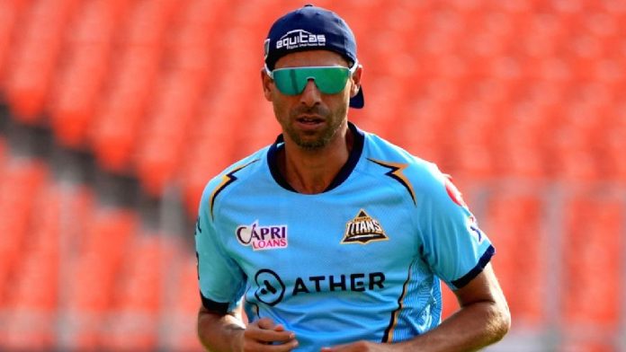 Ashish Nehra will continue to lead the Gujarat Titans as the focus is on the IPL 2025 Mega Auction