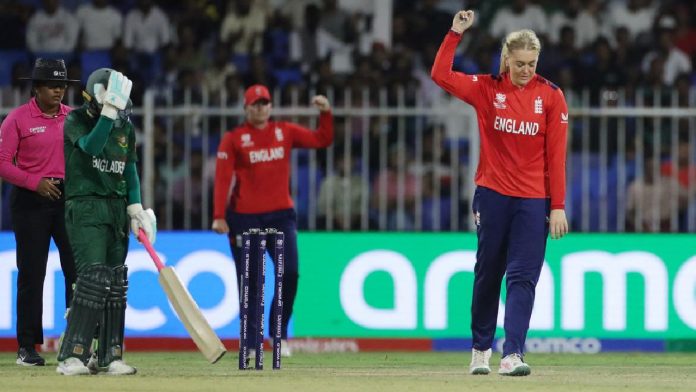 England defeated Bangladesh by 21 runs because to their four-pronged spin assault