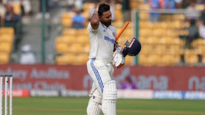 Indian dressing room shatters as Rishabh Pant falls on 99 vs New Zealand. Online Comment: 