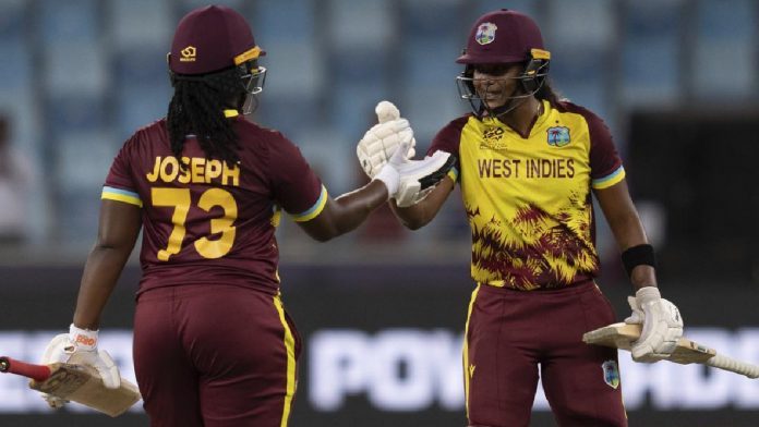 West Indies defeats England and Enters into the Semi Finals