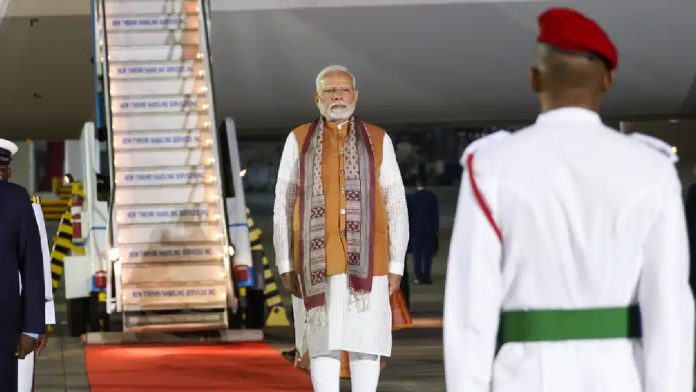 PM Modi visits Guyana to meet with renowned West Indies cricket stars