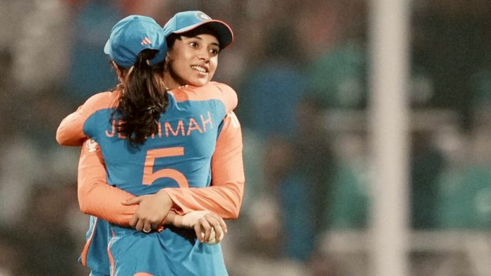 India Women wins by 60 runs, clinches series 2-1