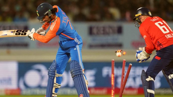 India lost to England by 26 runs in the 3rd T20I