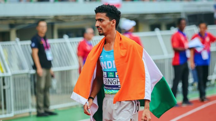 Gulveer Singh breaks the national 3000-meter indoor record