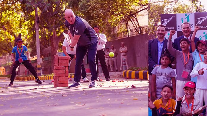 New Zealand prime minister steals the show when he and Kapil Dev play street cricket