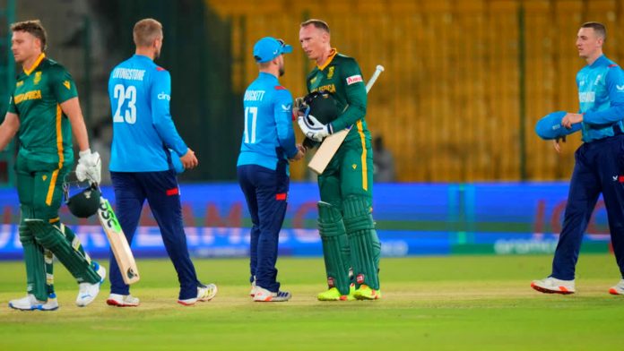 South Africa defeats England by 7 wickets to advance to the Champions Trophy semifinals