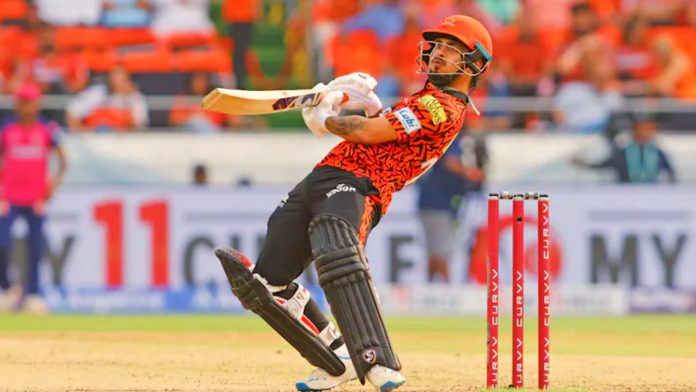 Sunrisers defeat Rajasthan by 44 runs to start the season